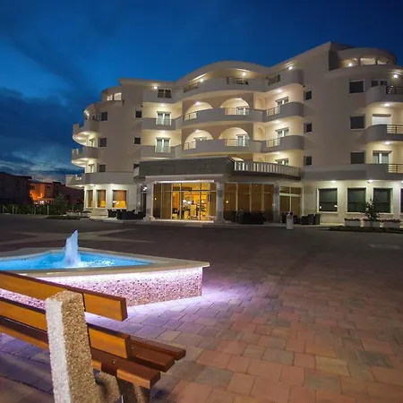 Jana Hotel