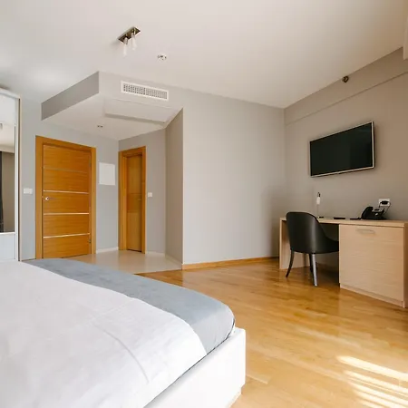 Jana Hotel